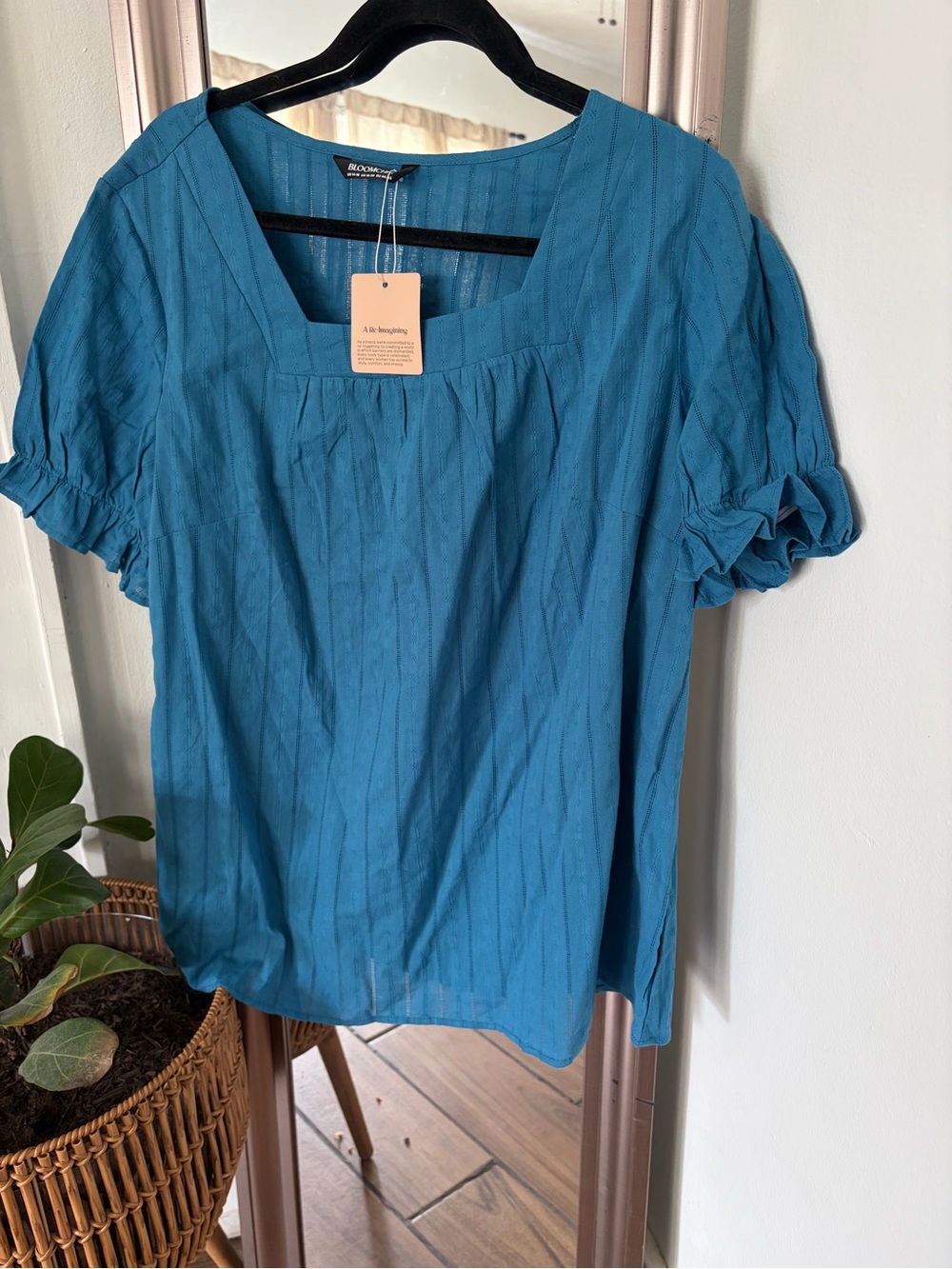BloomChic Size 14-16 XL Blue Ruffle Sleeve Blouse — NWT